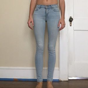 710 Levi’s Super Skinny Jeans